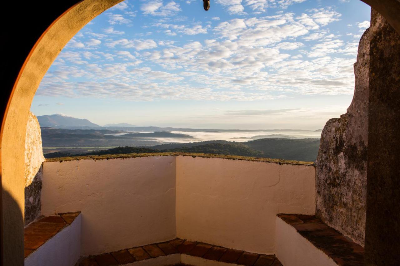 Hotel Tugasa Castillo De Castellar Castellar de la Frontera Kültér fotó