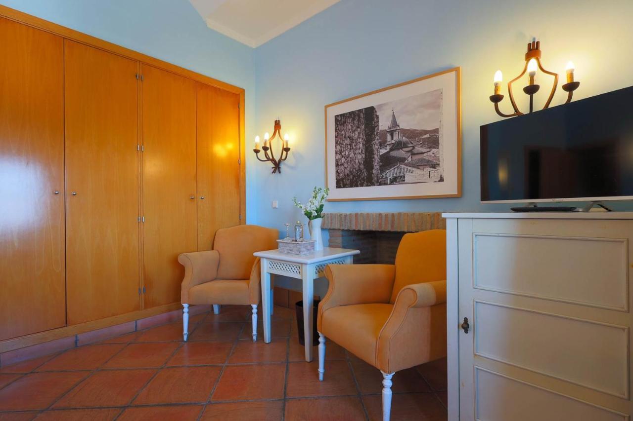 Hotel Tugasa Castillo De Castellar Castellar de la Frontera Kültér fotó